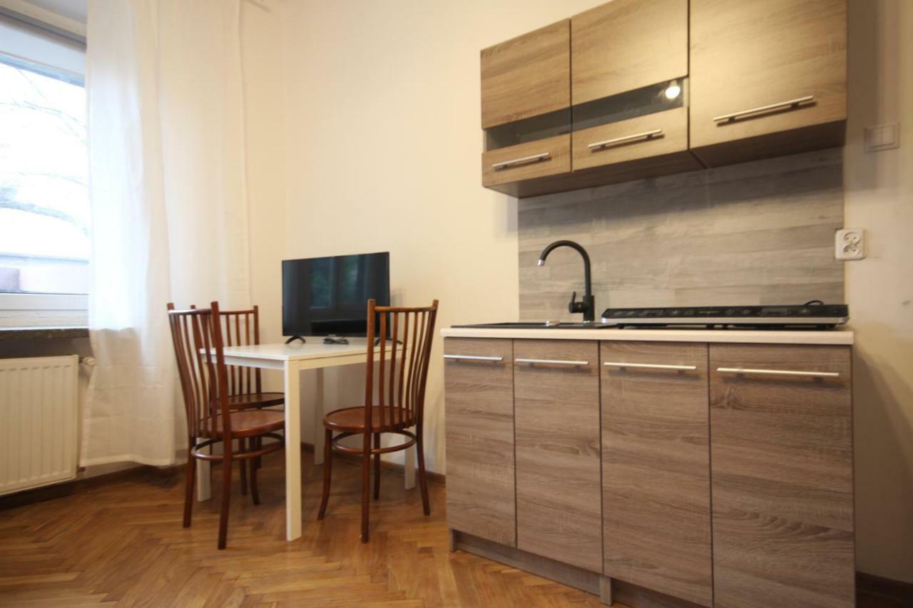 Zwirki Apartment Czestochowa Bagian luar foto